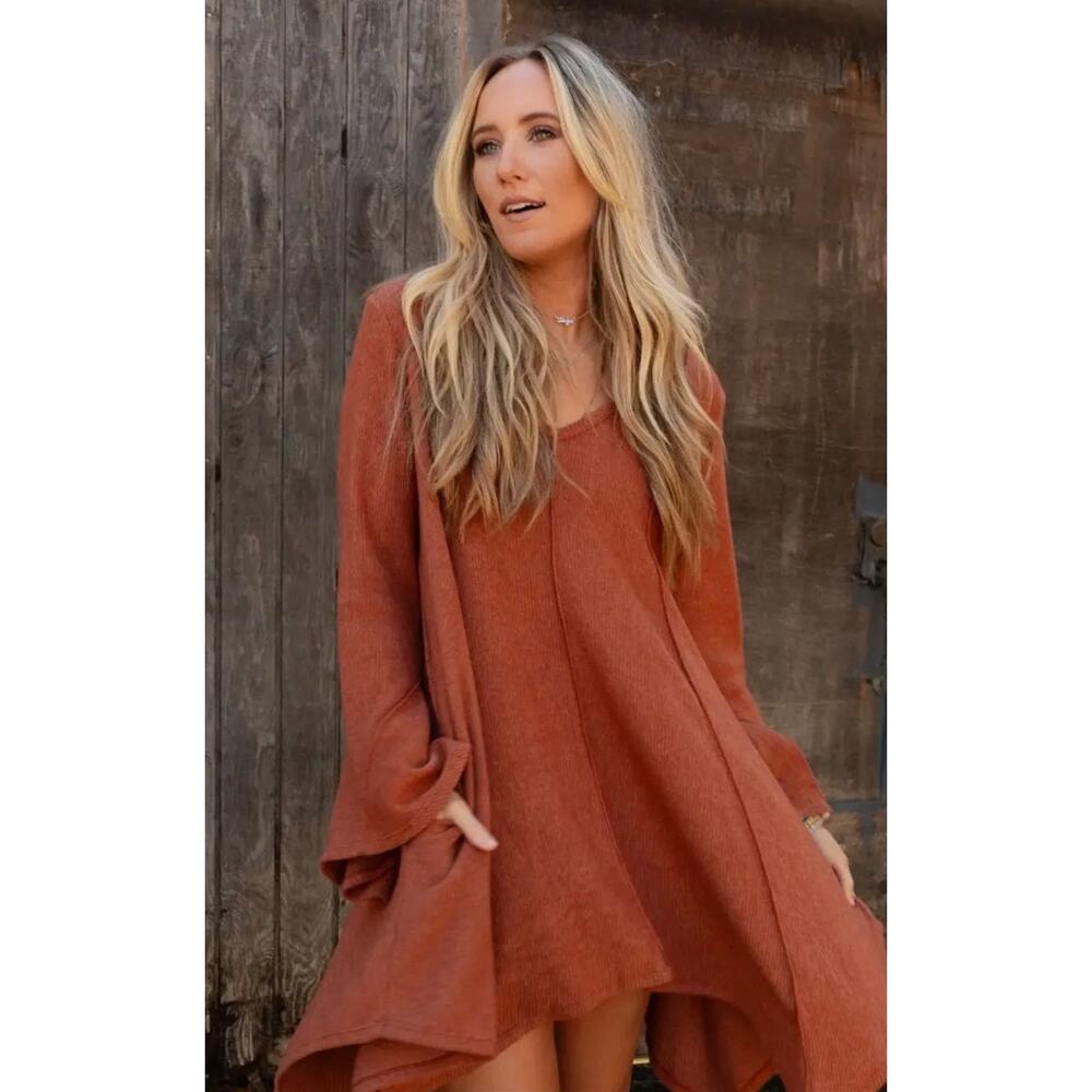 Golden Hour Long Bell Sleeve Dress - Rust - Picture 3 of 8
